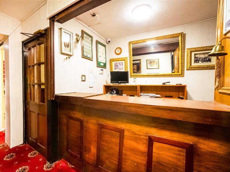 Oyo The Royal Hotel Dunston  Екстер'єр фото