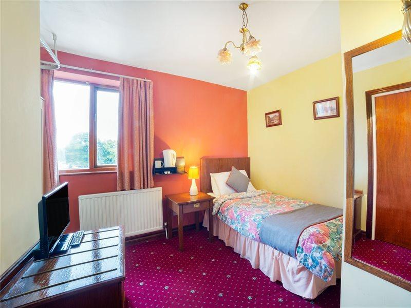 Oyo The Royal Hotel Dunston  Екстер'єр фото