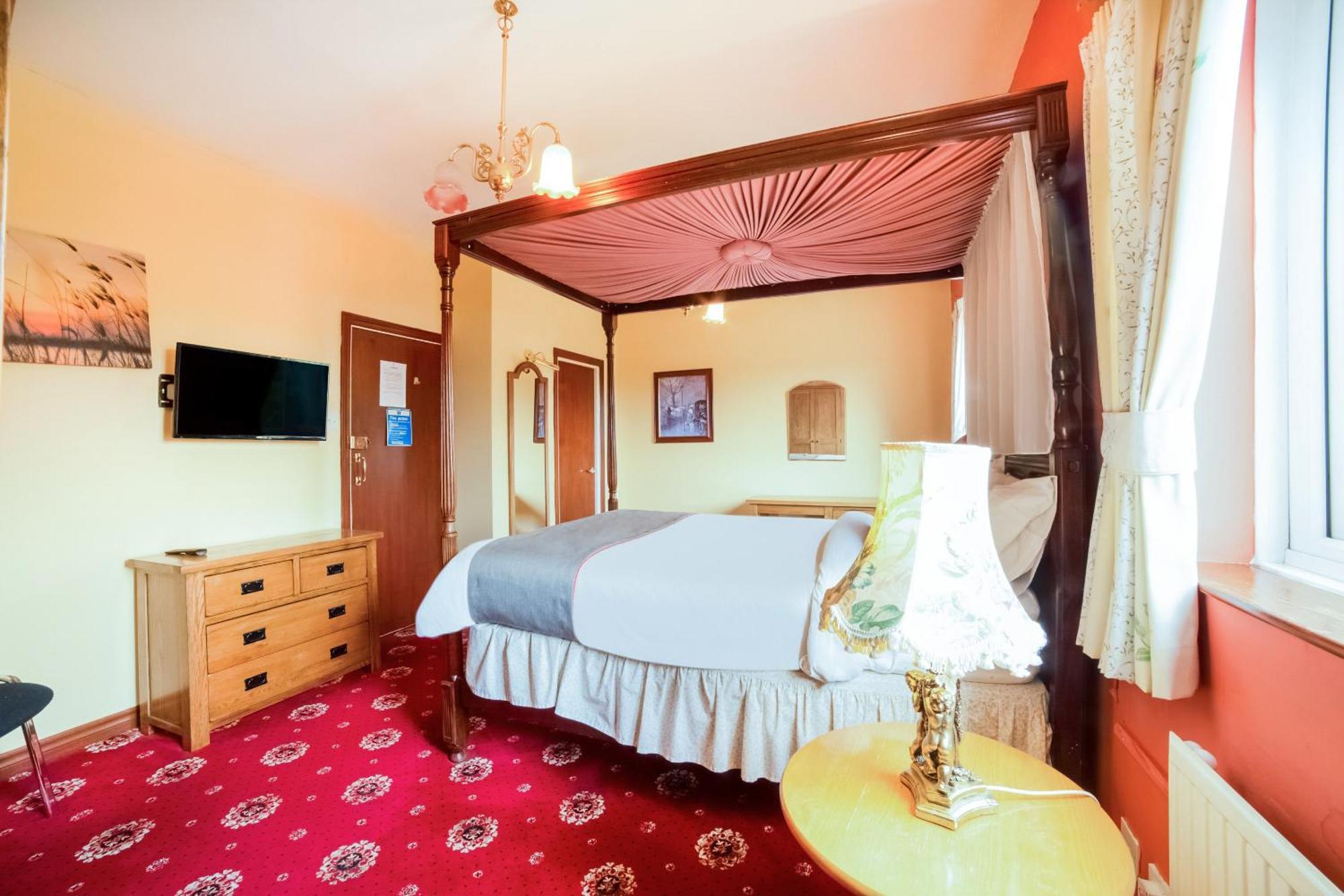 Oyo The Royal Hotel Dunston  Екстер'єр фото
