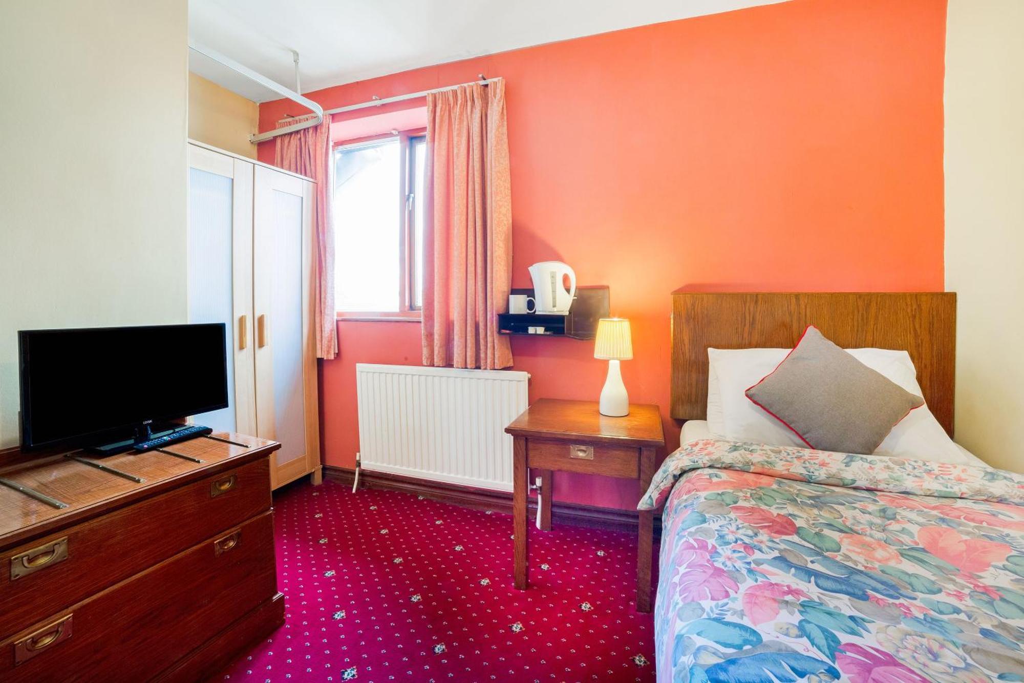 Oyo The Royal Hotel Dunston  Екстер'єр фото