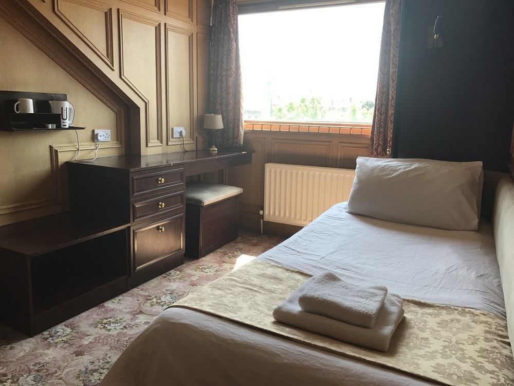 Oyo The Royal Hotel Dunston  Екстер'єр фото