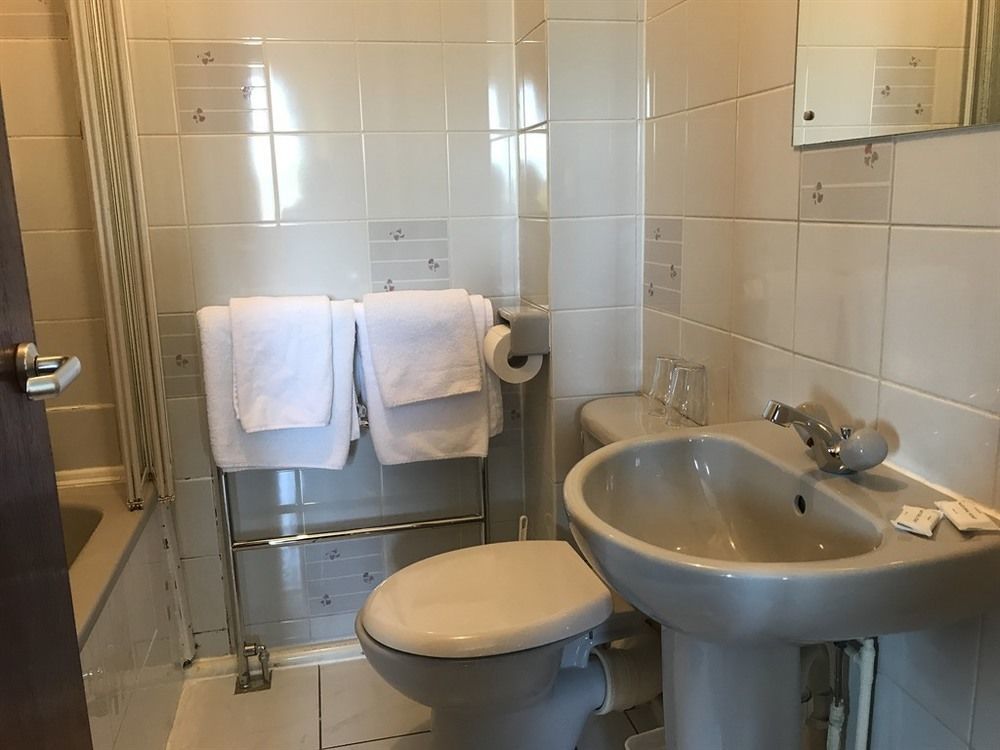Oyo The Royal Hotel Dunston  Екстер'єр фото